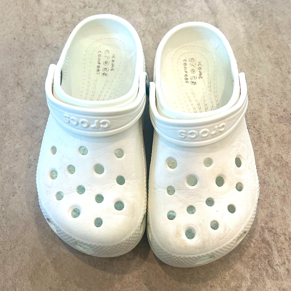 White crocs size c12